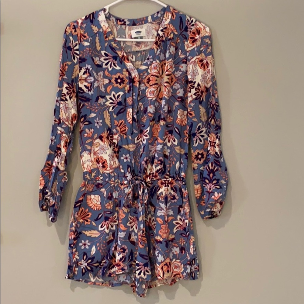 Floral Long sleeve/shorts romper